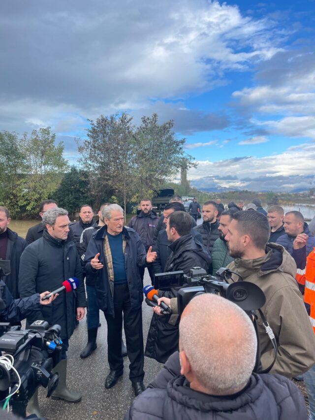 17644E20-4148-4710-8F05-060EF5AFC4F8