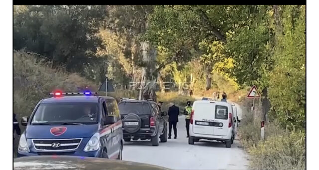 2AC7A505-56ED-4A4C-AD74-34C0383983C9