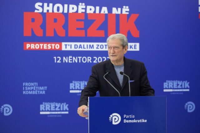 E019EF12-944D-4804-B2EC-0B41594B4066