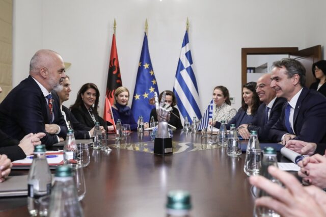 137E7833-6134-4E02-8A6B-1DF6AC133D44