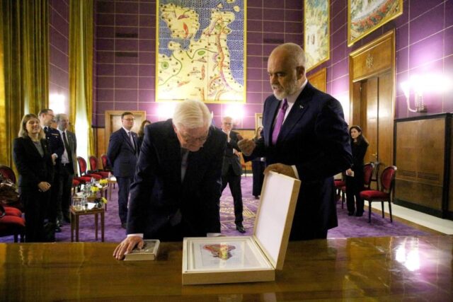 75FB9825-BF63-4EE2-A7DF-E2CE49C03E52