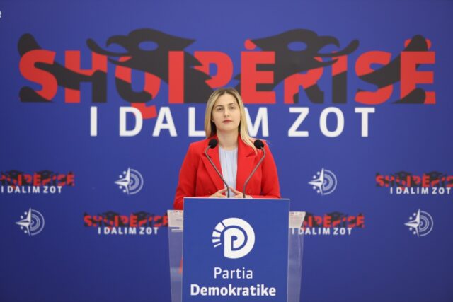 9767BE1B-E766-49A2-8FE9-D2870CDFD9CD