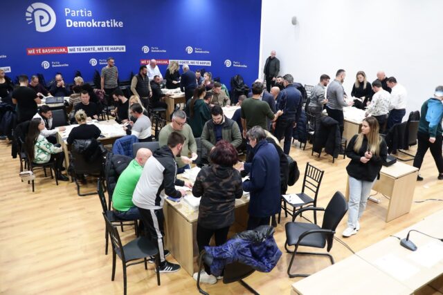 BA734AE0-8526-4435-B133-5695893F66C1