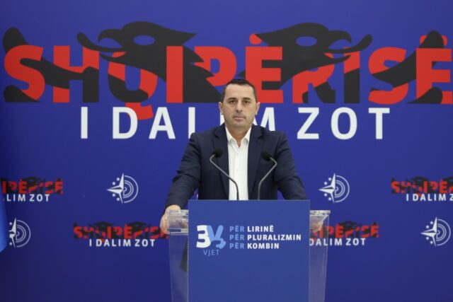 1B0F2C2A-B135-4E22-903B-37EE6B20AC23