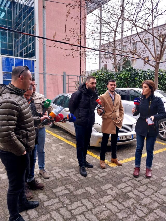 2536F505-6096-440E-B154-D55133AFB567