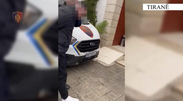 3B1D5312-2009-4438-BC32-F636EB463820