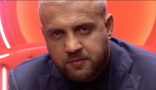 421A96E4-DD5B-4ACF-ADA5-F8D7296D2A1B