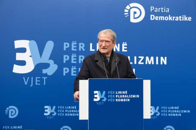 8E79FACF-554F-4D98-AA2C-76508233769B