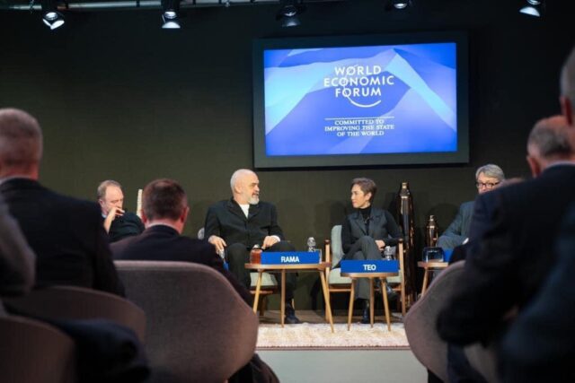 919A36E3-0C4F-4B26-A271-2391289097AF