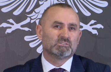 97D05BB3-EADB-4B6C-9064-E807F087DCB2