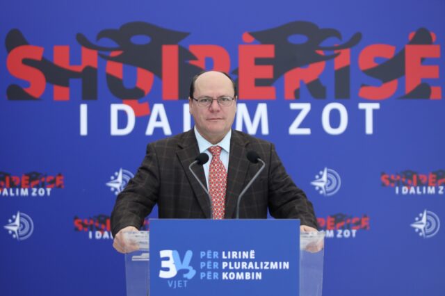 A27DE91C-7636-421E-A47B-8BBB44DAFAFE