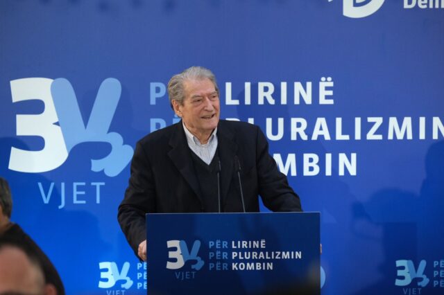 D92B4517-F562-496B-8C94-DC7D6B80F435