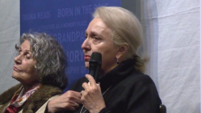 3964FC62-C7FE-4F40-B2F2-C2CC62E960D4