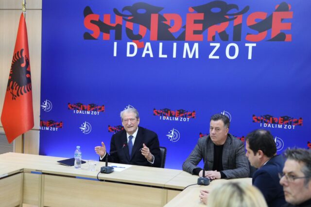 7C482851-E095-443F-BC26-31134B32C0F4