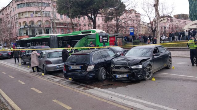 ACBAE438-AD41-42CD-B12E-2383DAC8C91A