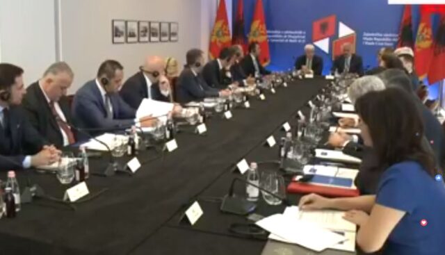 C00CCCF8-3A03-4039-8625-B007731D1B67