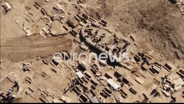 C0D08AA4-F1E8-45C1-8263-DC26DB497CD1