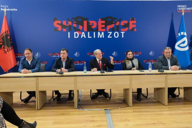 C5B3BCF0-08D4-4C6E-9333-BE5944BB3208