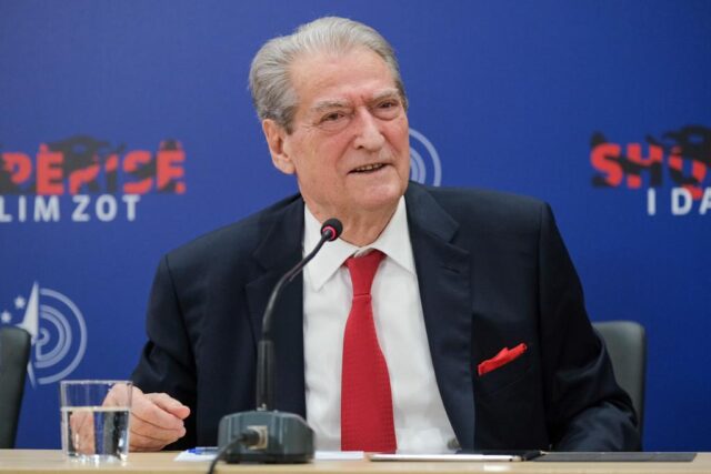 D92051ED-8F0E-4721-A948-513ED52C0FFB