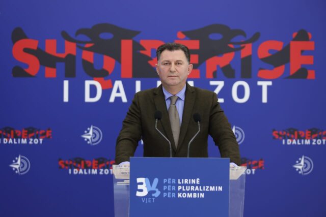 E30EFF8C-B168-4CDE-B64C-76F49F150D04