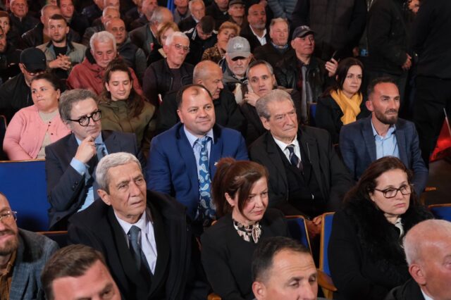 03A9CD94-D4CD-4347-8809-01FBE978DFD4