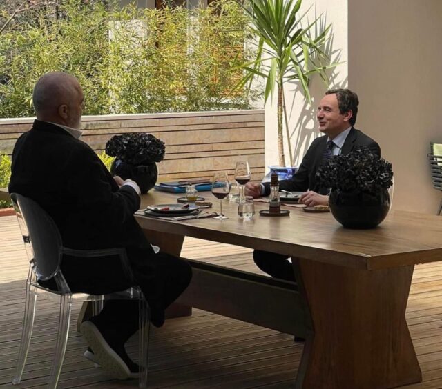 1AA310E4-B816-4346-A4F0-0A179B195C60