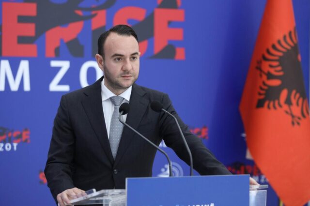 2D807189-E361-48BF-89F1-3F6A912A2328