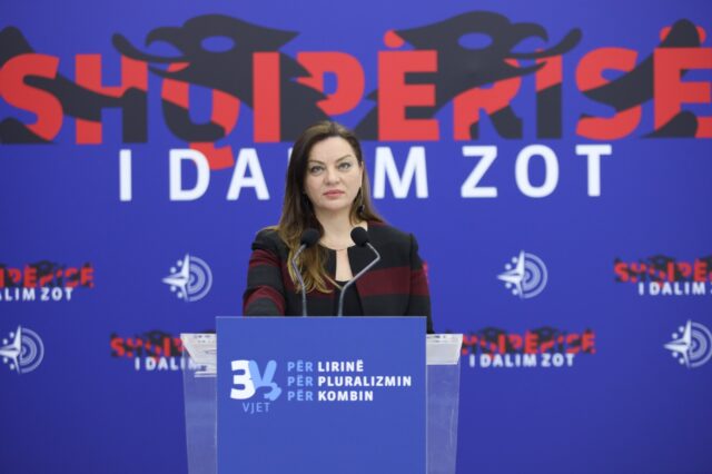 32193C7C-5D4A-4554-9D7F-C9BB9225FE91