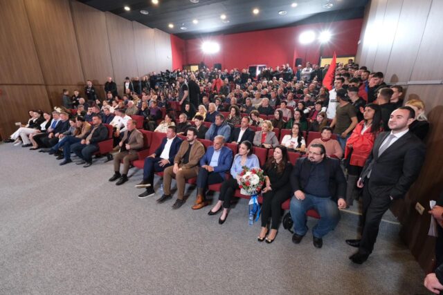 3739F611-B644-4034-AD19-726620EC734D