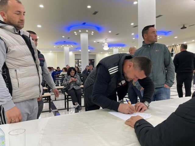 3CEA7375-8179-4279-8288-1C9649C1BB52