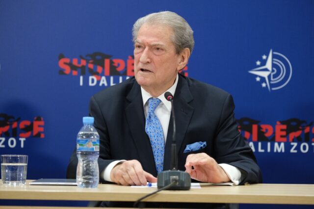 66357558-6971-4BA4-9224-654CE819F036