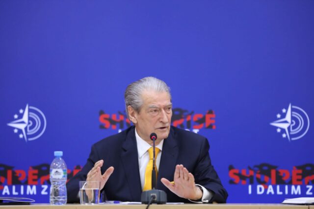 672E08FA-9945-4D21-8984-D5DAE34CB71F