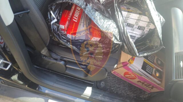 AA01FE18-902D-49AD-B417-593AAE6982C1