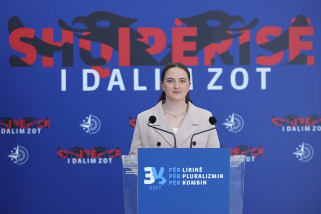 EA61F935-0DEE-47A1-9748-D4FAC2F8C159