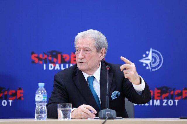 FBCA61A2-54FF-4C34-93ED-14D7048DDA83