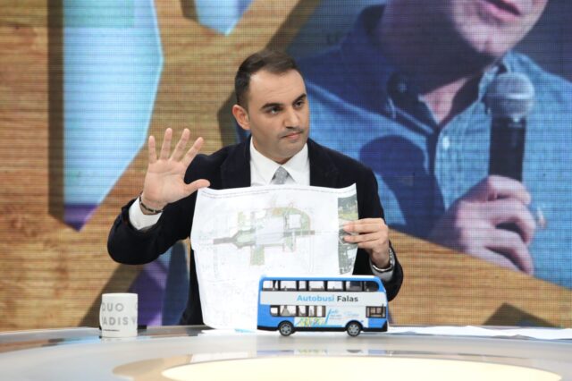 856DB36B-D51F-4758-B5EA-7447632E23D2