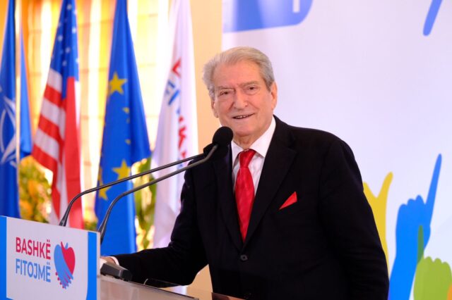 99494E42-142B-4346-AF33-4D124A6E2B08