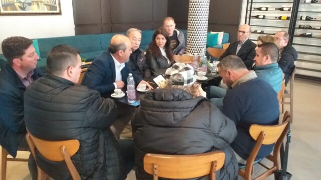 9F644195-42D5-4404-869A-6AAA6BAB7E5B