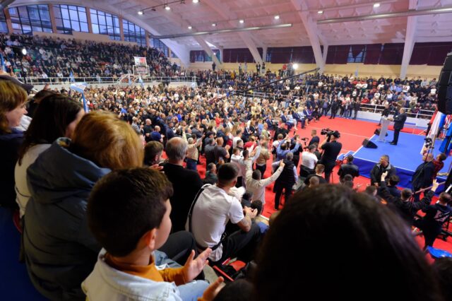 247cc5cc-db87-480e-996b-00edbd77f830