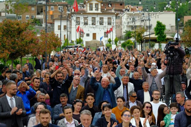 989ba86f-b375-4ad8-b985-3b218418abef