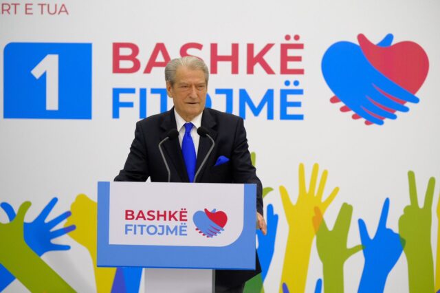 ae572f22-24aa-4b33-9605-059bcec00d48