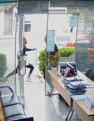 dd32b001-6b42-4407-b484-bfa3e30bef1d