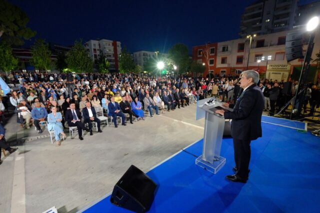 f3141e8d-3098-4ffc-b2ca-e234fc87cbad