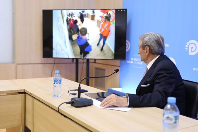 8ba219f1-a136-4245-93e7-a0dfa8defff6