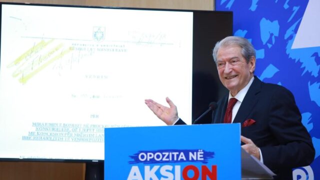 2104f683-72d6-4b62-987d-0d400d5d833e