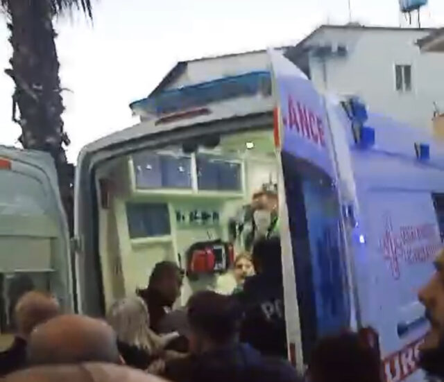 ambulance rremuje qytet