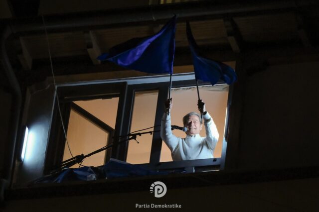 9ebab8b5-261e-4b7a-8abe-1d22a618db94