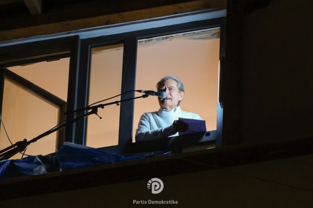 548864f5-b09f-4f2a-989f-fb4d7a22eb68