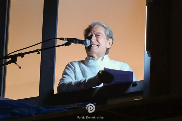 fbef738f-26b9-4c76-b9e0-2da65e1a3491