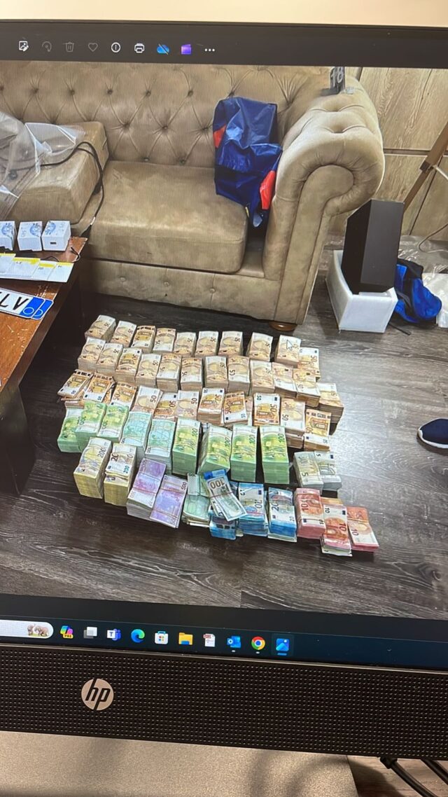 20438e8e-37df-499f-8d67-8f538f84d8fd